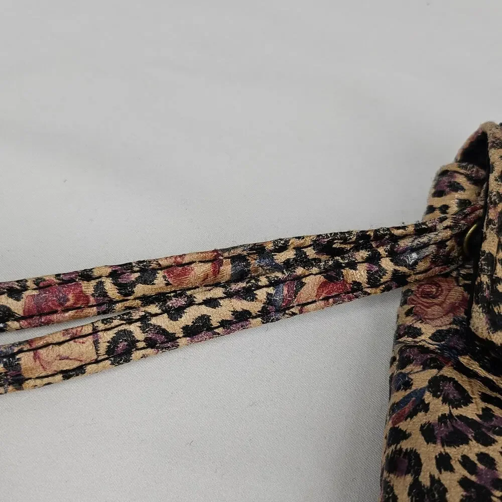 FOREVER 21 LEOPARD ROSE CLUTCH – 11